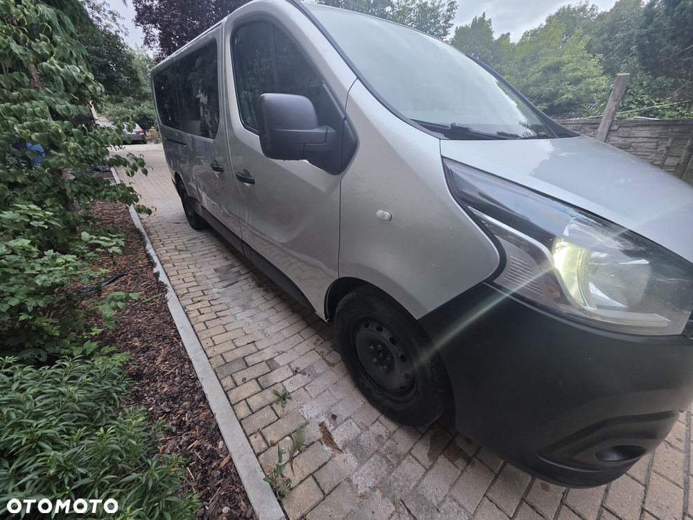 Renault Trafic - 2