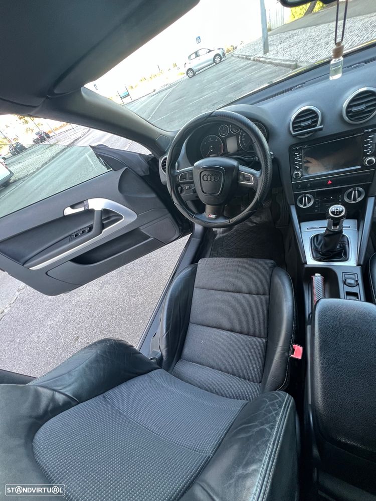 Audi A3 Cabrio 1.6 TDi S-line - 24