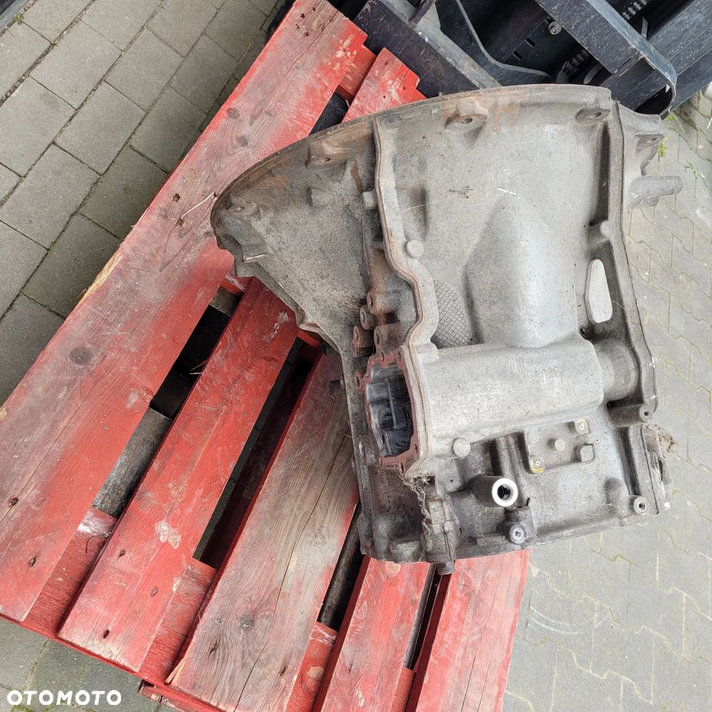 OBUDOWA SKRZYNI BIEGÓW MERCEDES ACTROS MP4 A9482610101 - 1