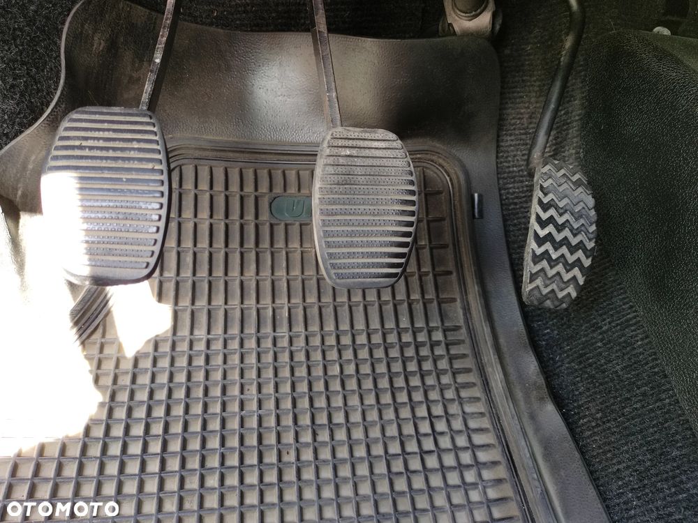 Fiat Uno 1.0 Fire - 26