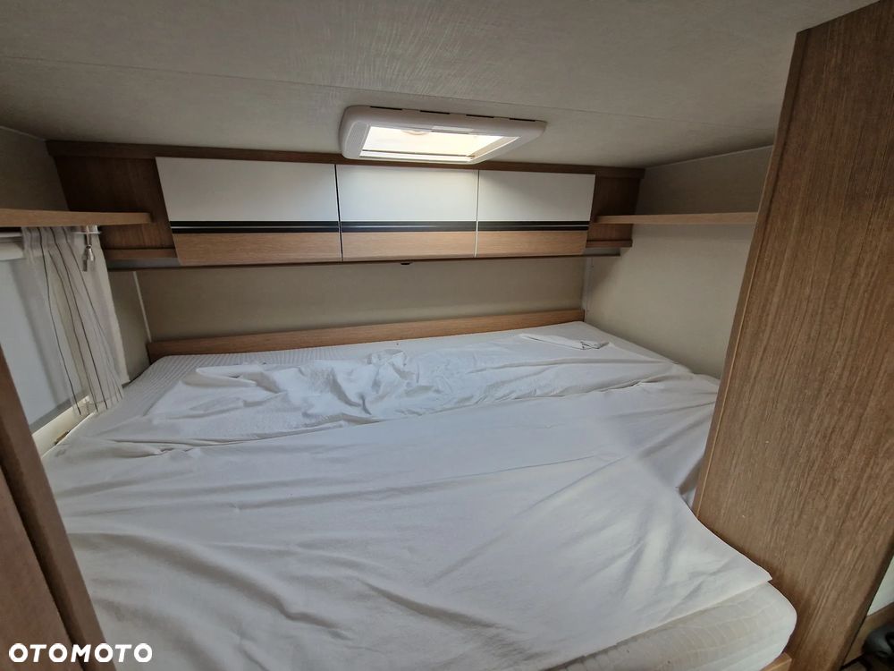 Sunlight A70 Kamper 6 Osób Alkowa Fiat 2.3 JTD Capron A62 Carado A464 - 16