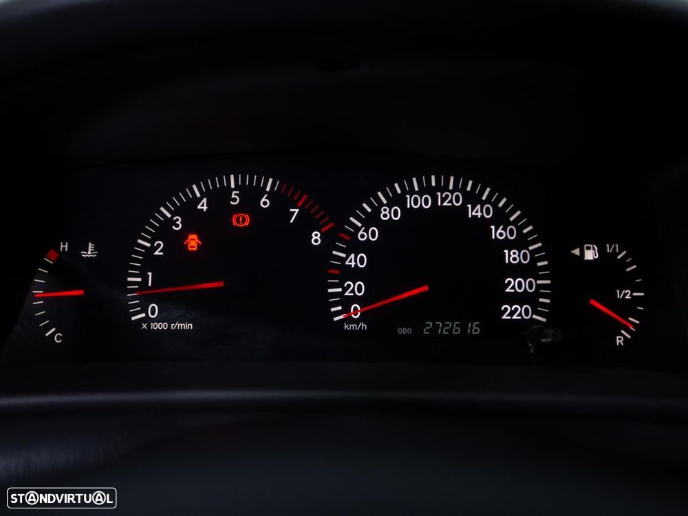 Toyota Corolla - 16