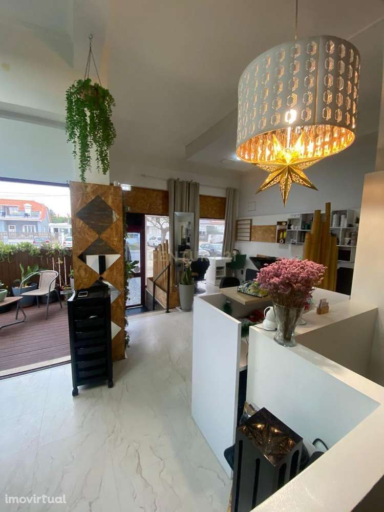 Trespasse de Espaço Comercial – Zona Emblemática da Costa da Caparica - Grande imagem: 4/34