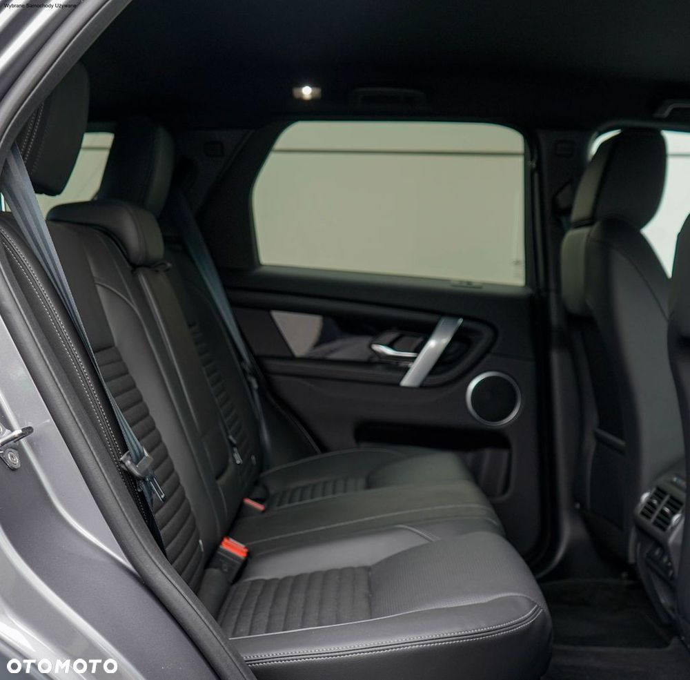 Land Rover Discovery Sport - 33