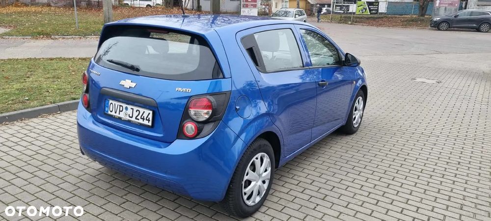 Chevrolet Aveo 1.2 LS - 19