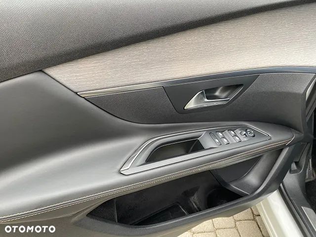 Peugeot 3008 BlueHDi 180 Stop & Start EAT6 GT - 16