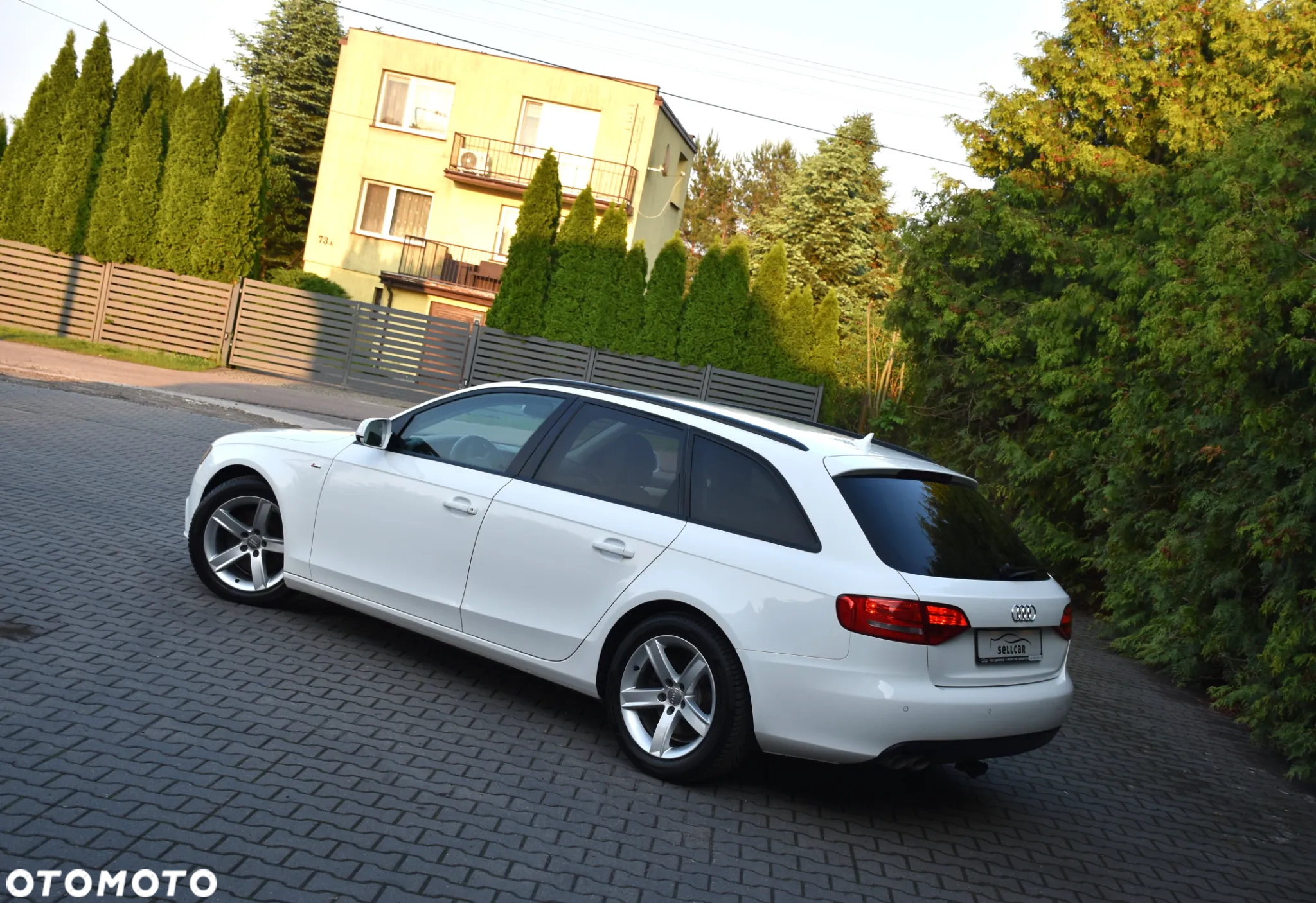 Audi A4 Avant 2.0 TDI DPF Ambiente - 27