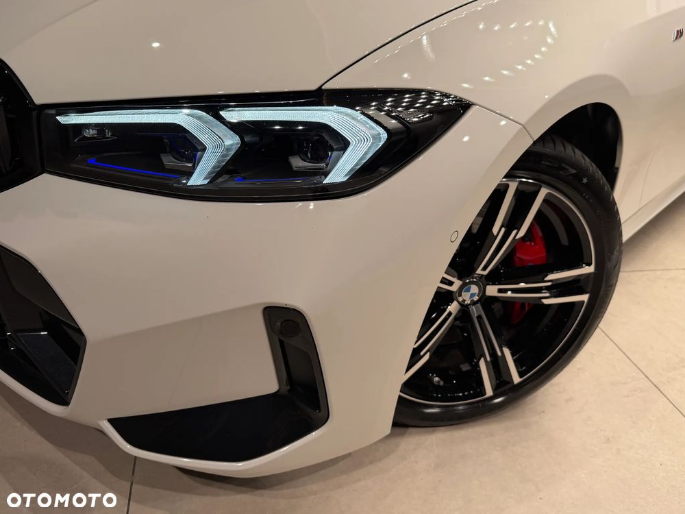 BMW Seria 3 2025 photo 2