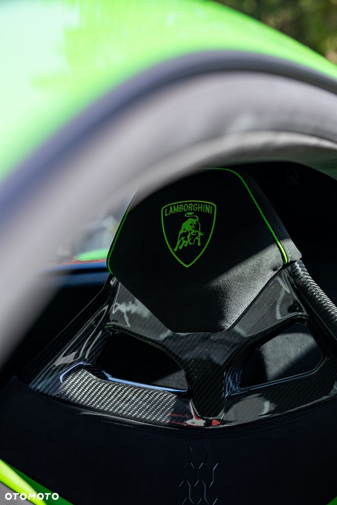 Lamborghini Huracan - 26