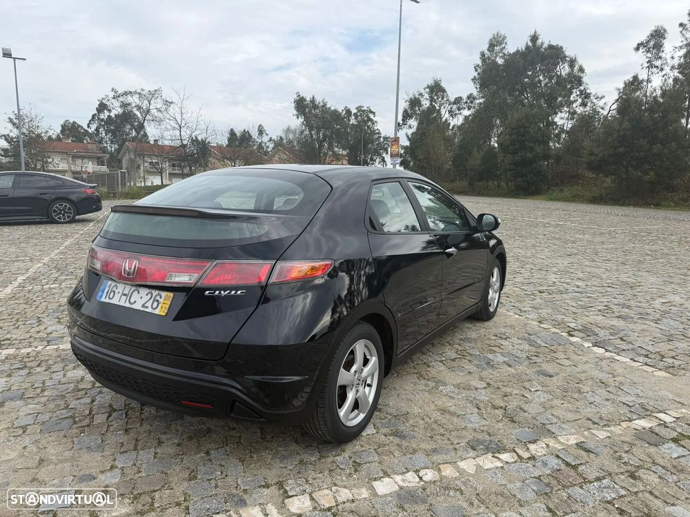 Honda Civic 1.4 Comfort - 4
