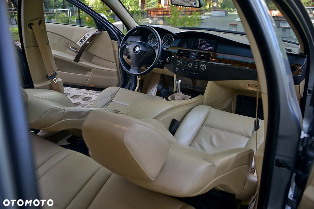 BMW Seria 5 530xd - 33