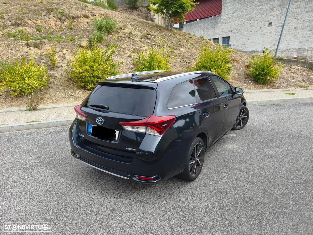 Toyota Auris Touring Sports - 21