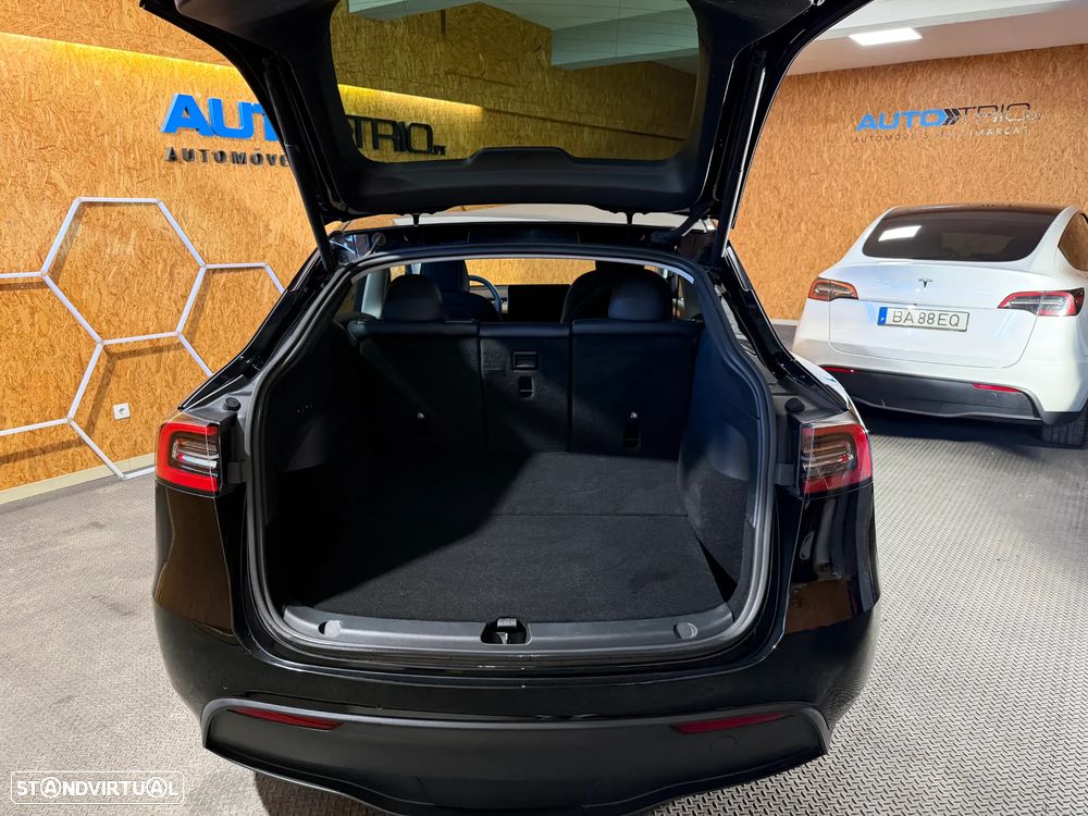 Tesla Model Y Long Range Tração Integral - 14