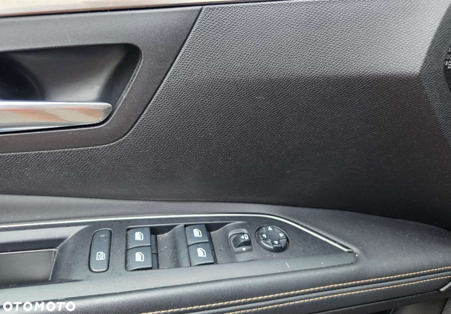 Peugeot 5008 - 9
