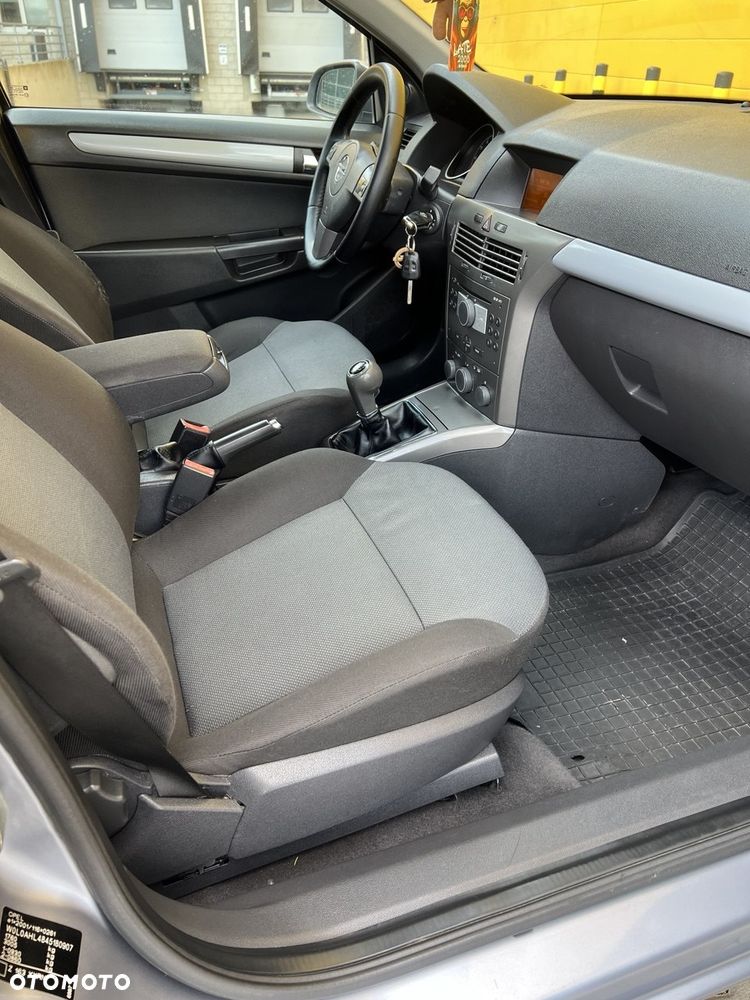 Opel Astra 1.6 Elegance - 11