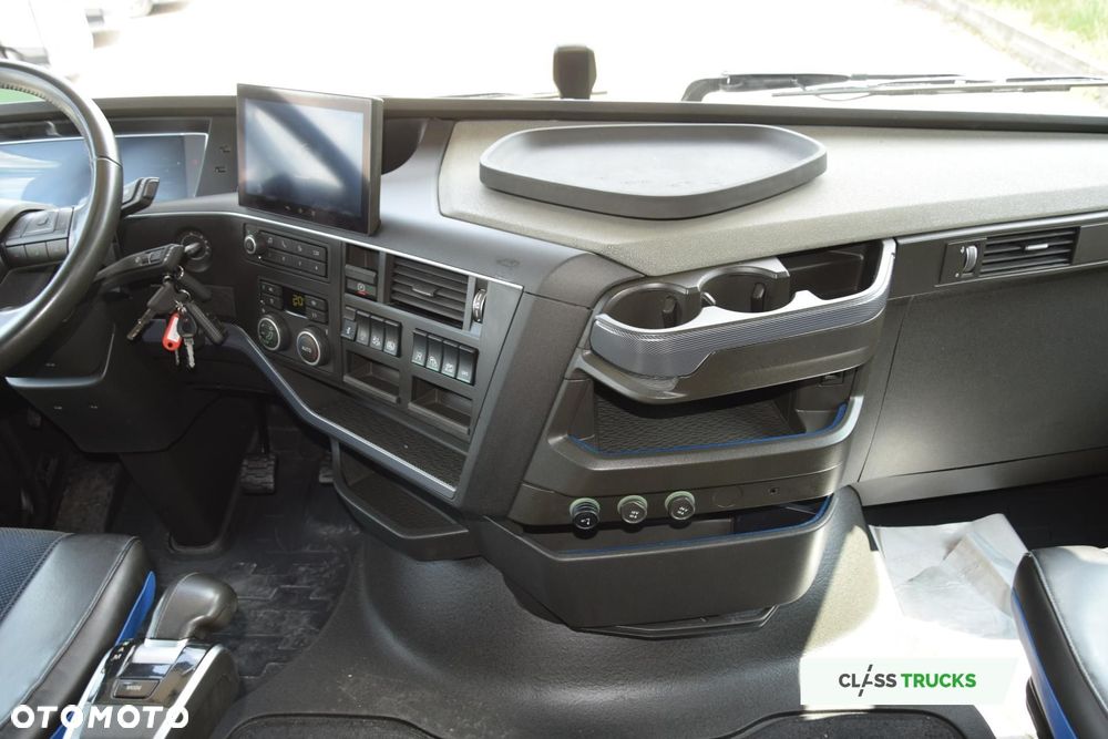 Volvo FH 460 Globetrotter XL i-Save - 14