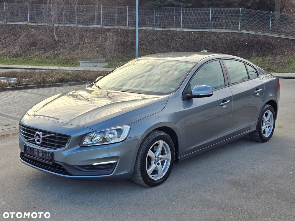Volvo S60 D3 Geartronic RDesign - 1