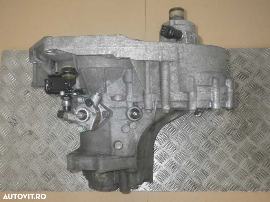 Cutie de viteze VW T4; 2.5 D; 75 KW; 102 CP - 3