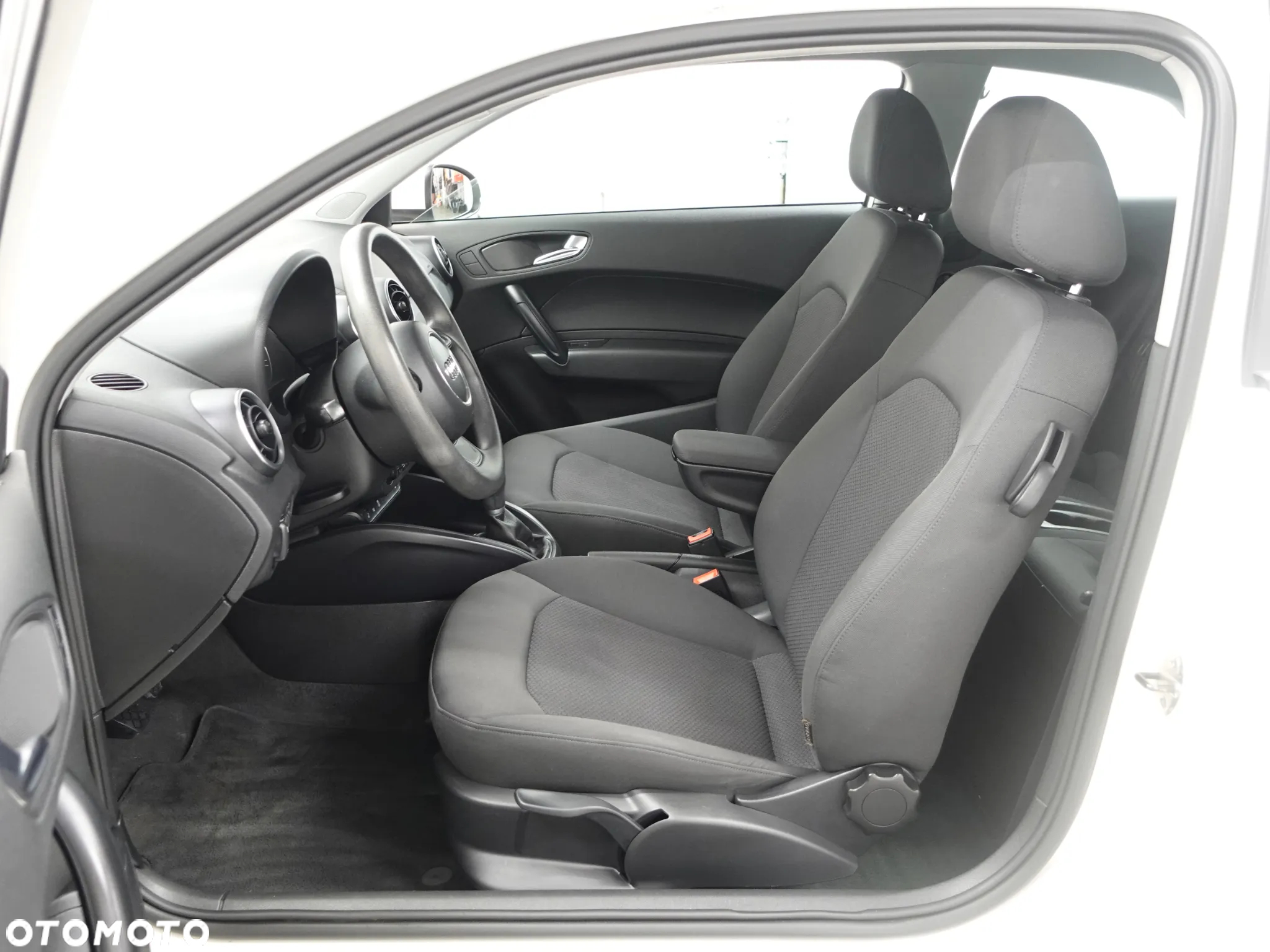 Audi A1 1.2 TFSI Ambition - 21