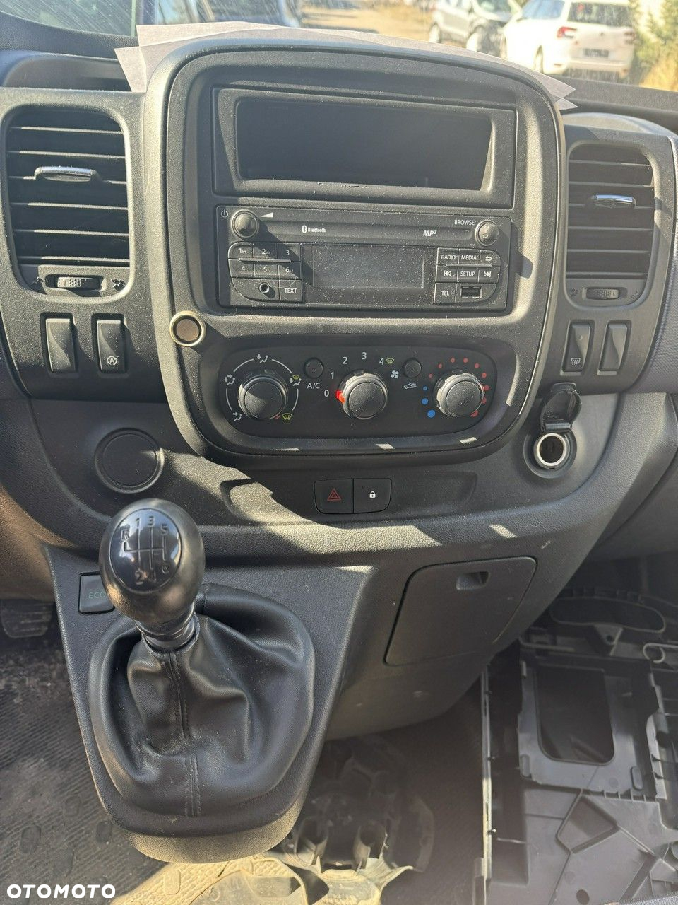 Opel Vivaro - 9