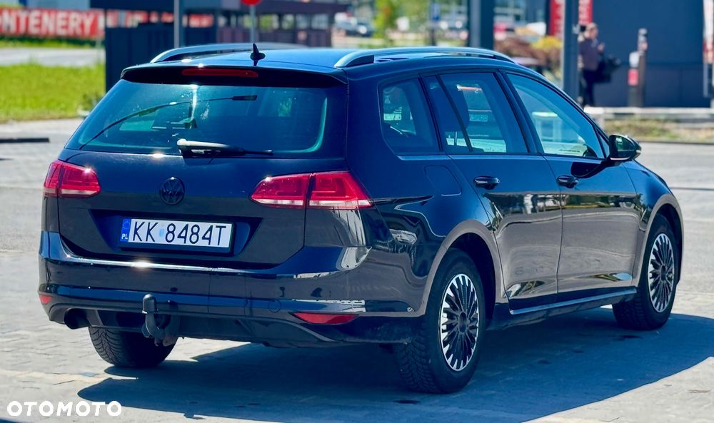 Volkswagen Golf 1.6 TDI DPF Comfortline - 6