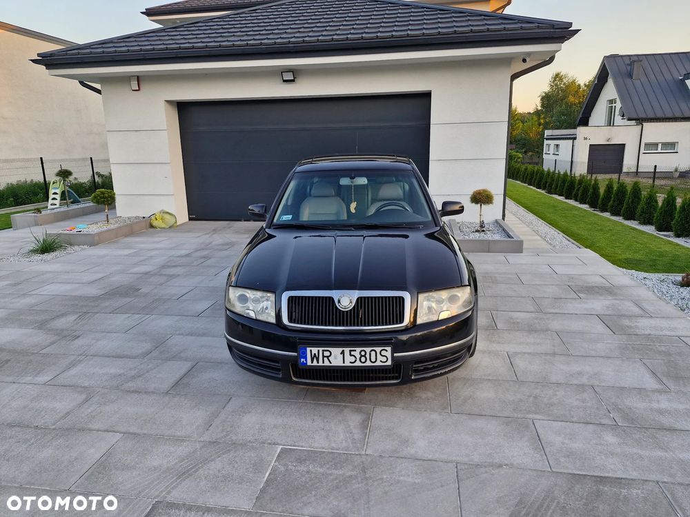 Skoda Superb 2.8 V6 Prestige Plus - 7