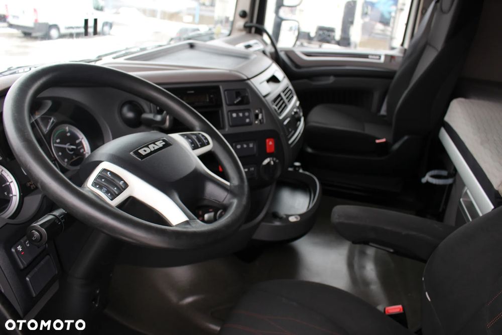 DAF XF 106.480 / RETARDER /LODÓWKA /KLIMA POSTOJOWA /OPONY 80%/**SERWIS FR **/ IDEALNY STAN / - 16