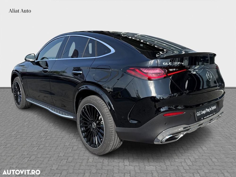 Mercedes-Benz GLC Coupe 300 e 4MATIC - 3