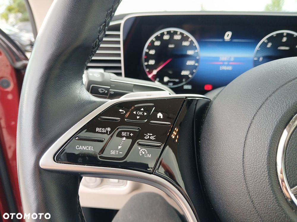 Mercedes-Benz GLE 300 d mHEV 4-Matic AMG Line - 24