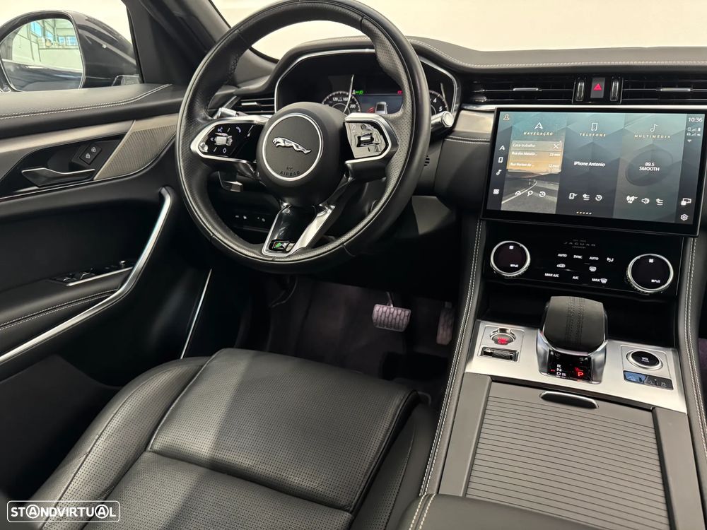 Jaguar F-Pace 2.0 P400e AWD R-Dynamic HSE - 24