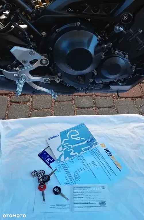 Yamaha XSR - 28