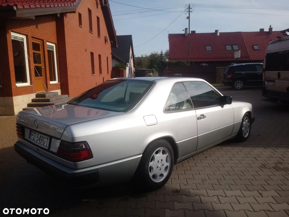 Mercedes-Benz W124 (1984-1993) - 4