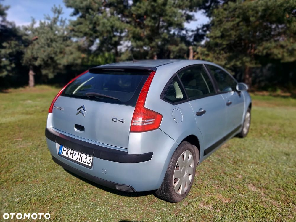 Citroën C4 1.6 HDi X - 6