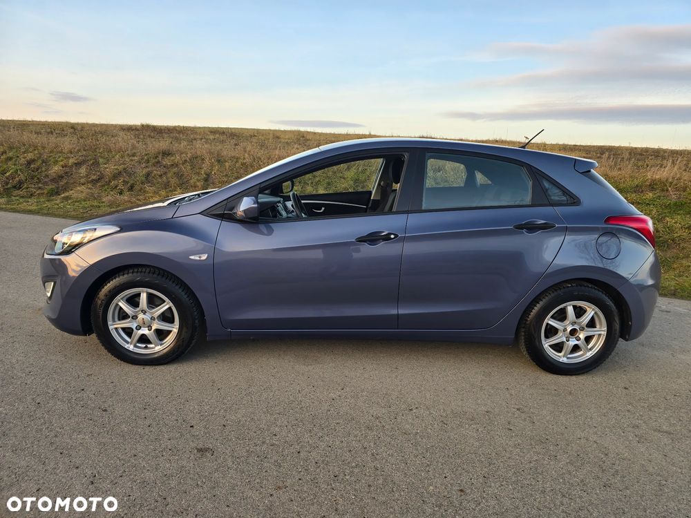 Hyundai i30 1.4 Comfort - 10