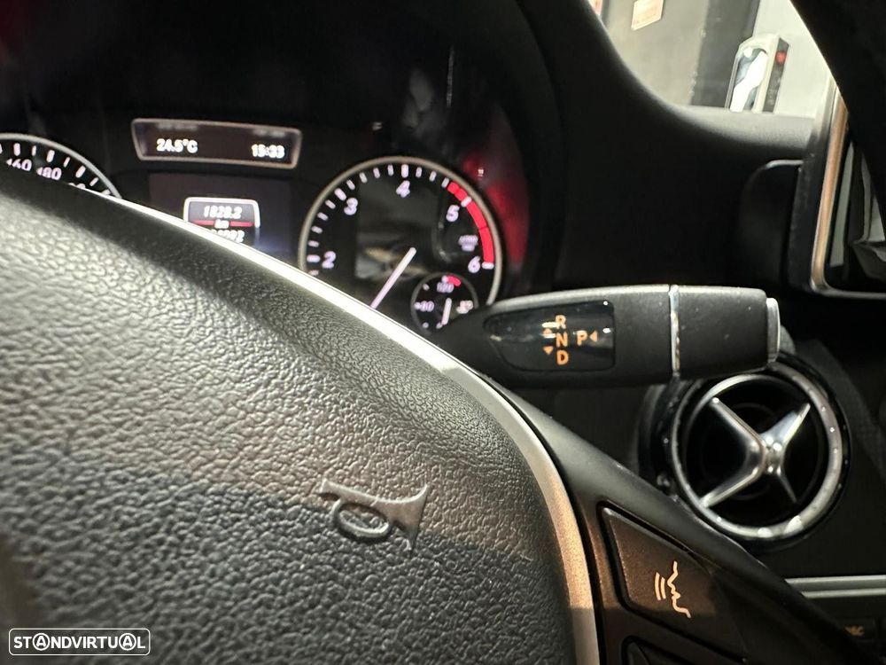 Mercedes-Benz A 180 - 32