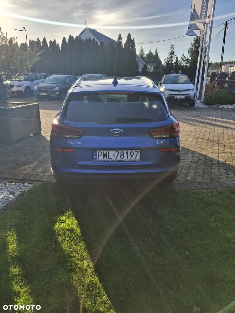Hyundai i30 1.4 T-GDI Classic + - 4