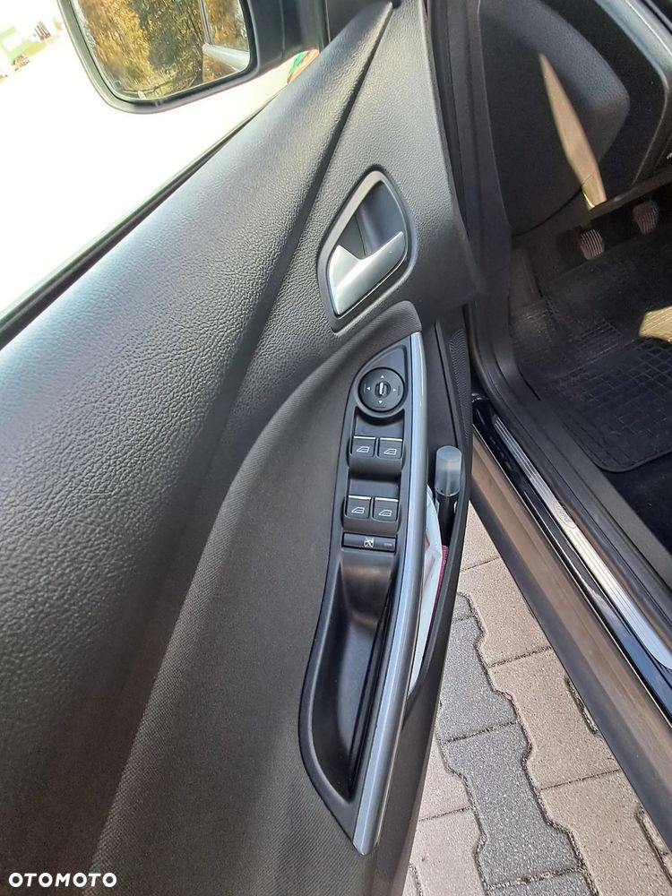 Ford Focus - 10