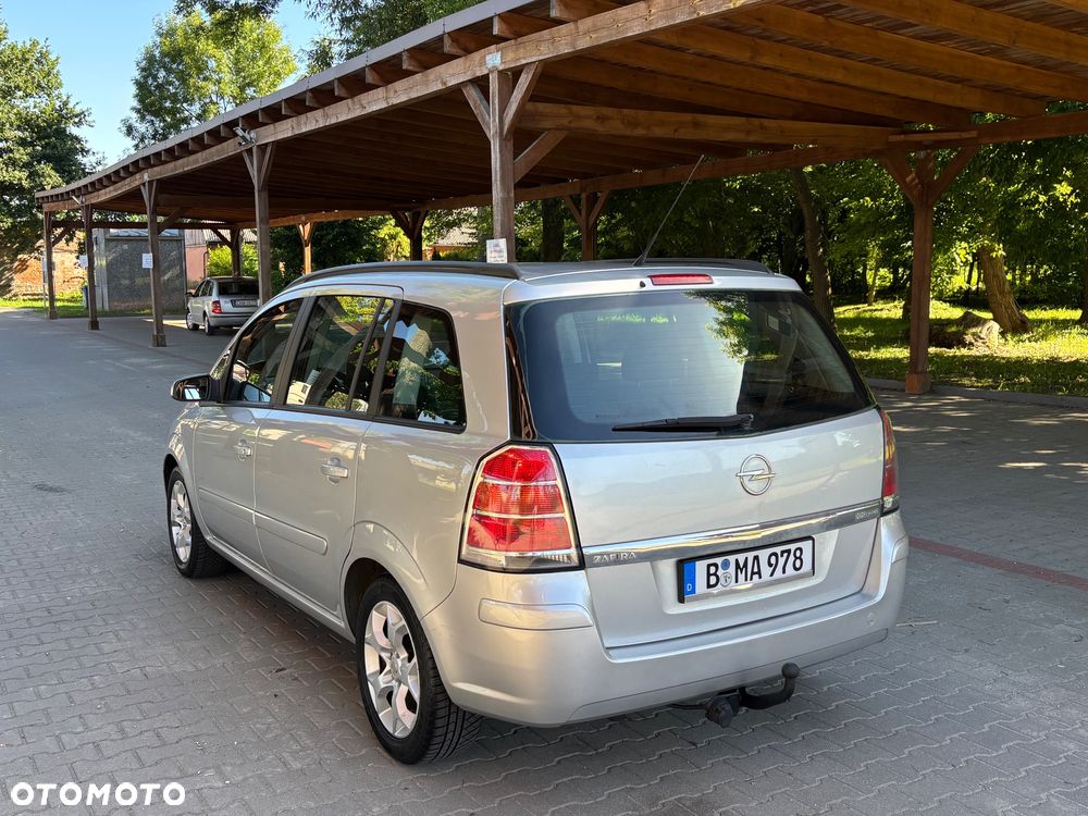 Opel Zafira 2.2 Selection - 6