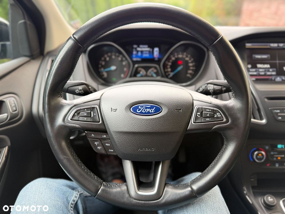 Ford Focus 1.5 EcoBoost STart-Stopp-System TITANIUM - 22