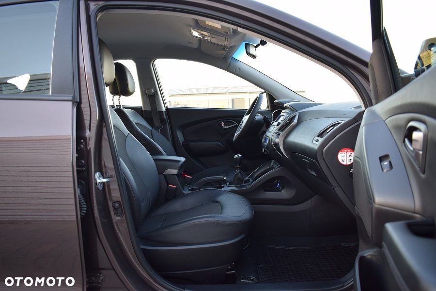 Hyundai ix35 1.7 CRDi Premium 2WD - 12