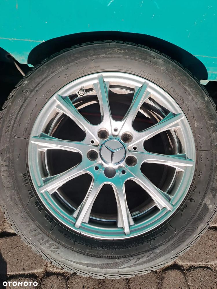 Mercedes Klasa B C - Koła zimowe 205/60R16 - 4