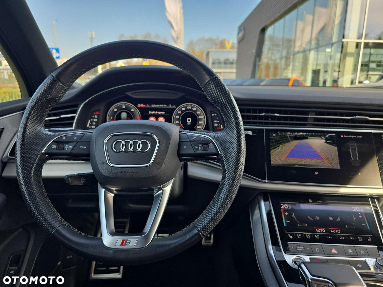 Audi Q7 - 10