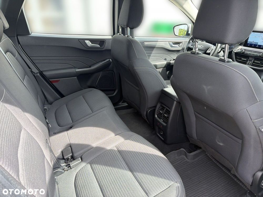 Ford Kuga - 16