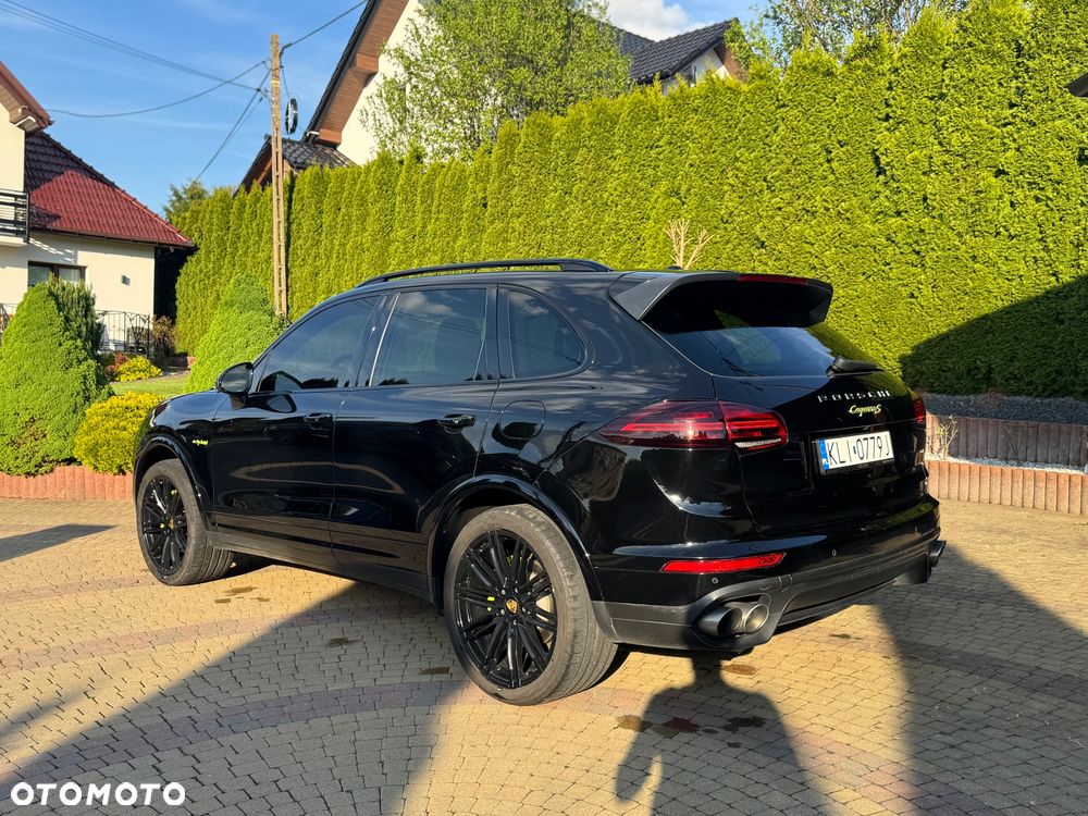 Porsche Cayenne S Platinum Edition - 7