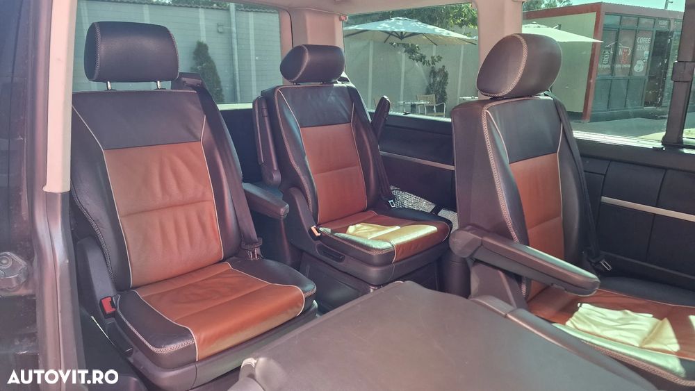 Volkswagen Multivan - 13
