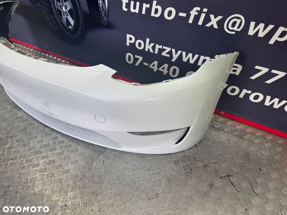 Tesla Y zderzak przód - 2