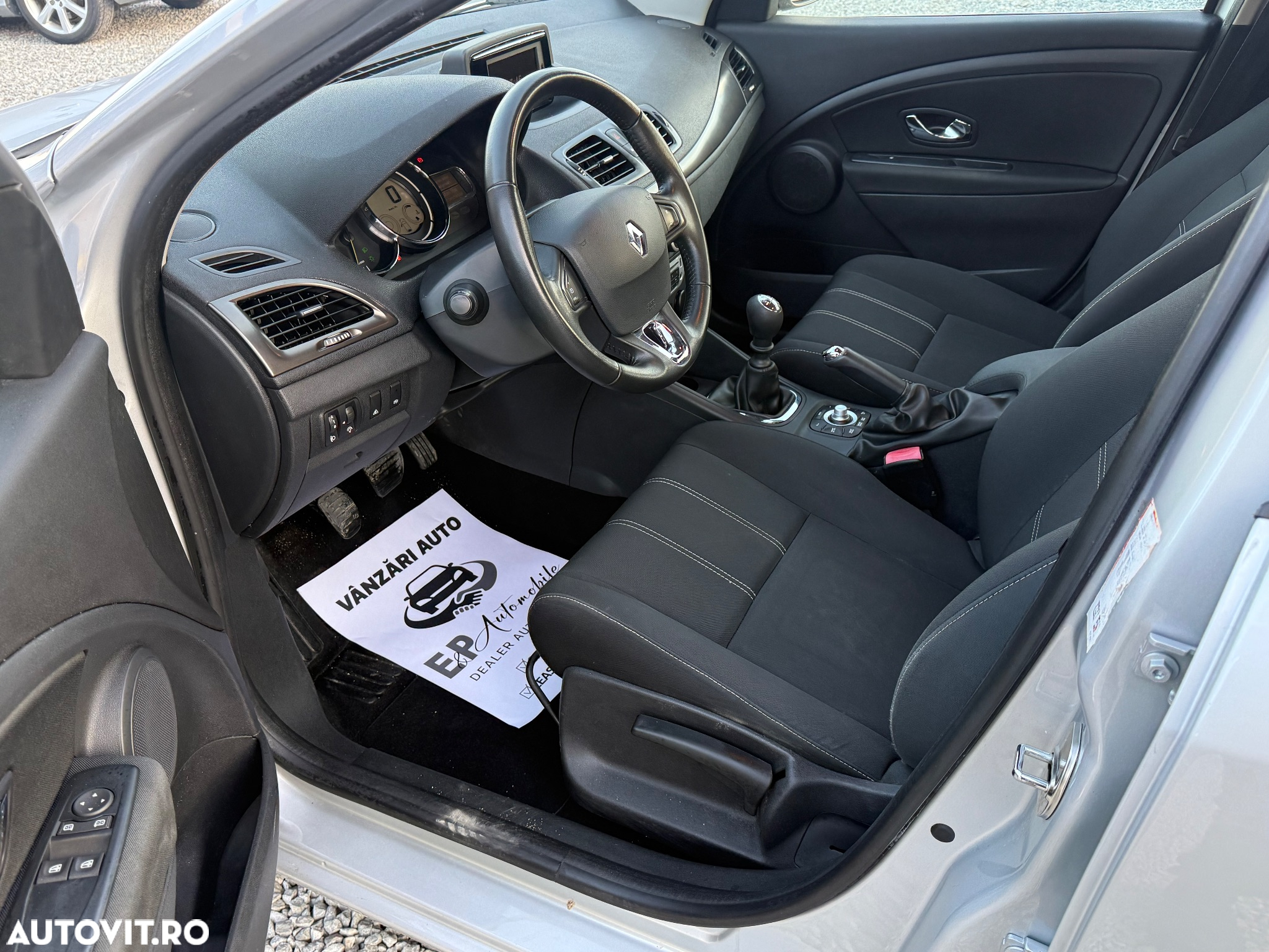 Renault Megane ENERGY TCe 115 Start & Stop LIMITED - 7