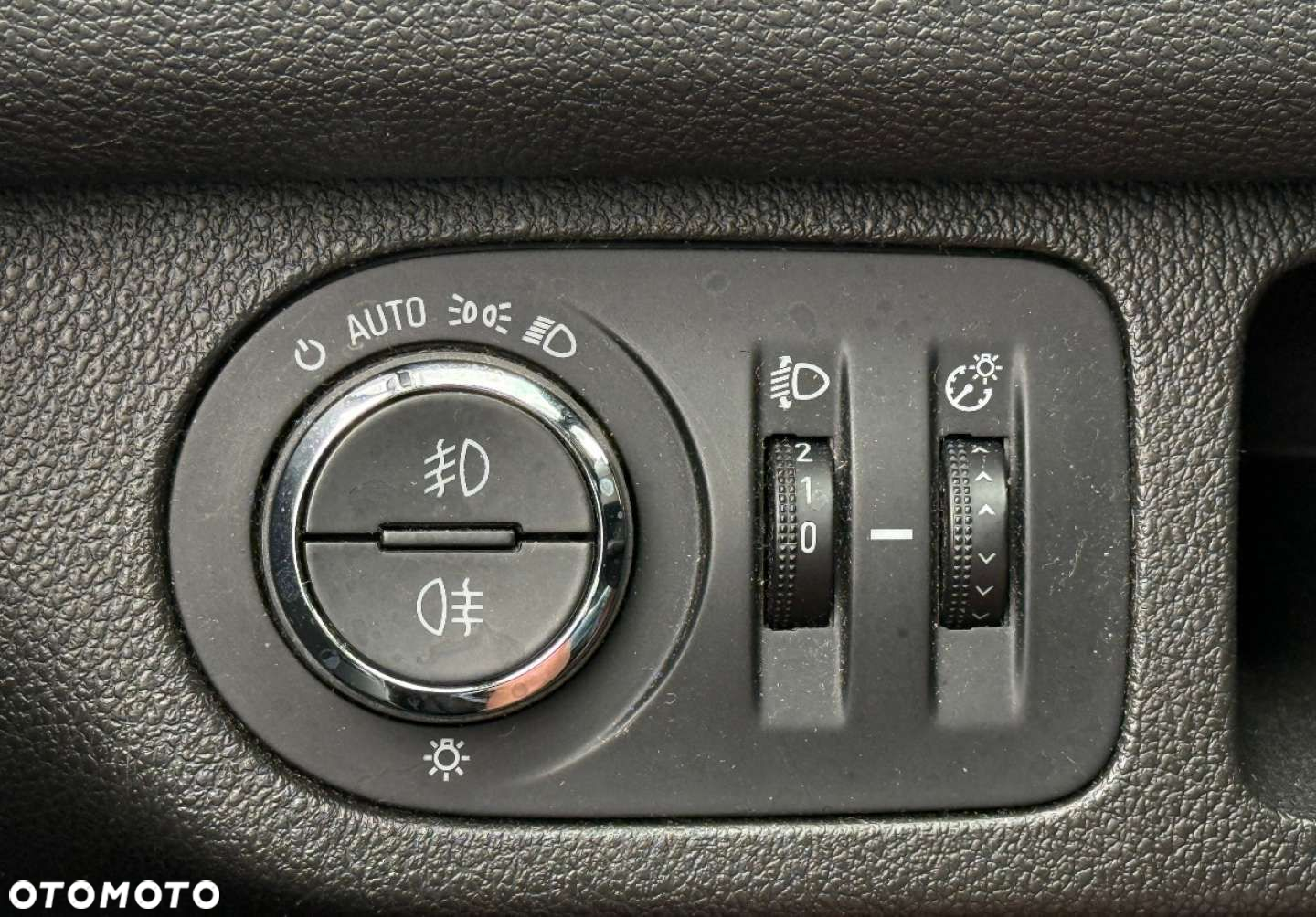 Opel Meriva - 23