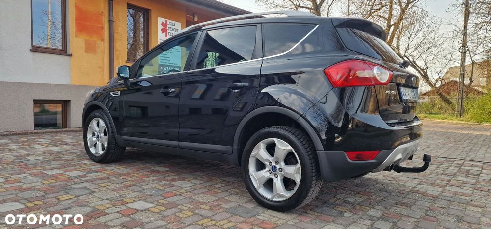 Ford Kuga 2.0 TDCi 4x4 Titanium - 23