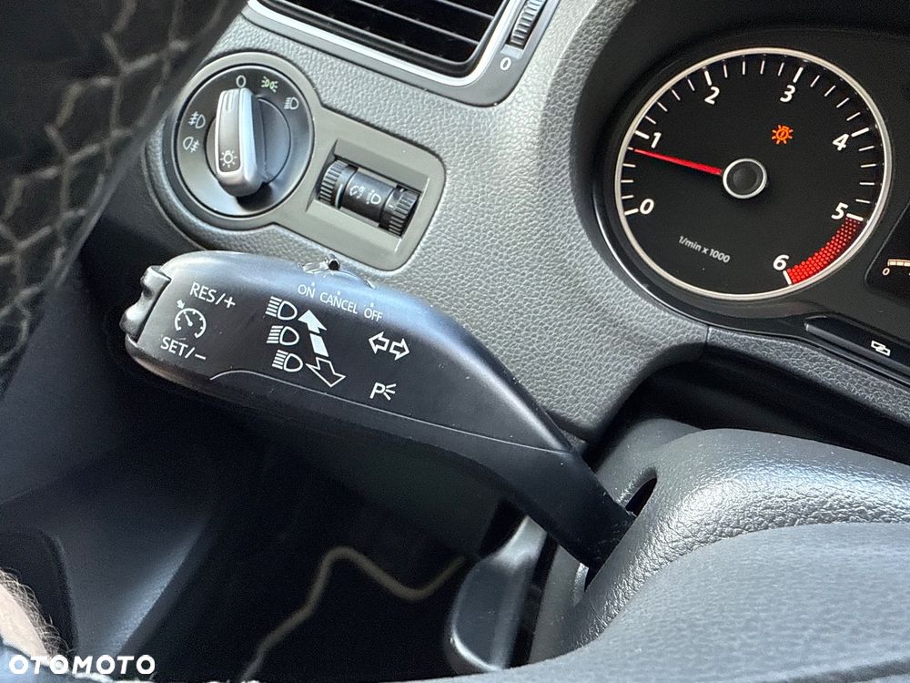 Volkswagen Polo 1.6 TDI Team - 29